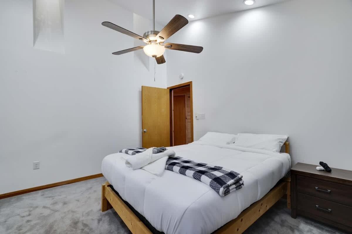 Relax In Blakeslee - Spacious 5Br Home With Bbq Zewnętrze zdjęcie