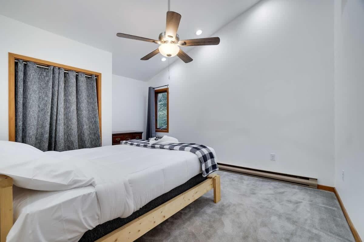 Relax In Blakeslee - Spacious 5Br Home With Bbq Zewnętrze zdjęcie